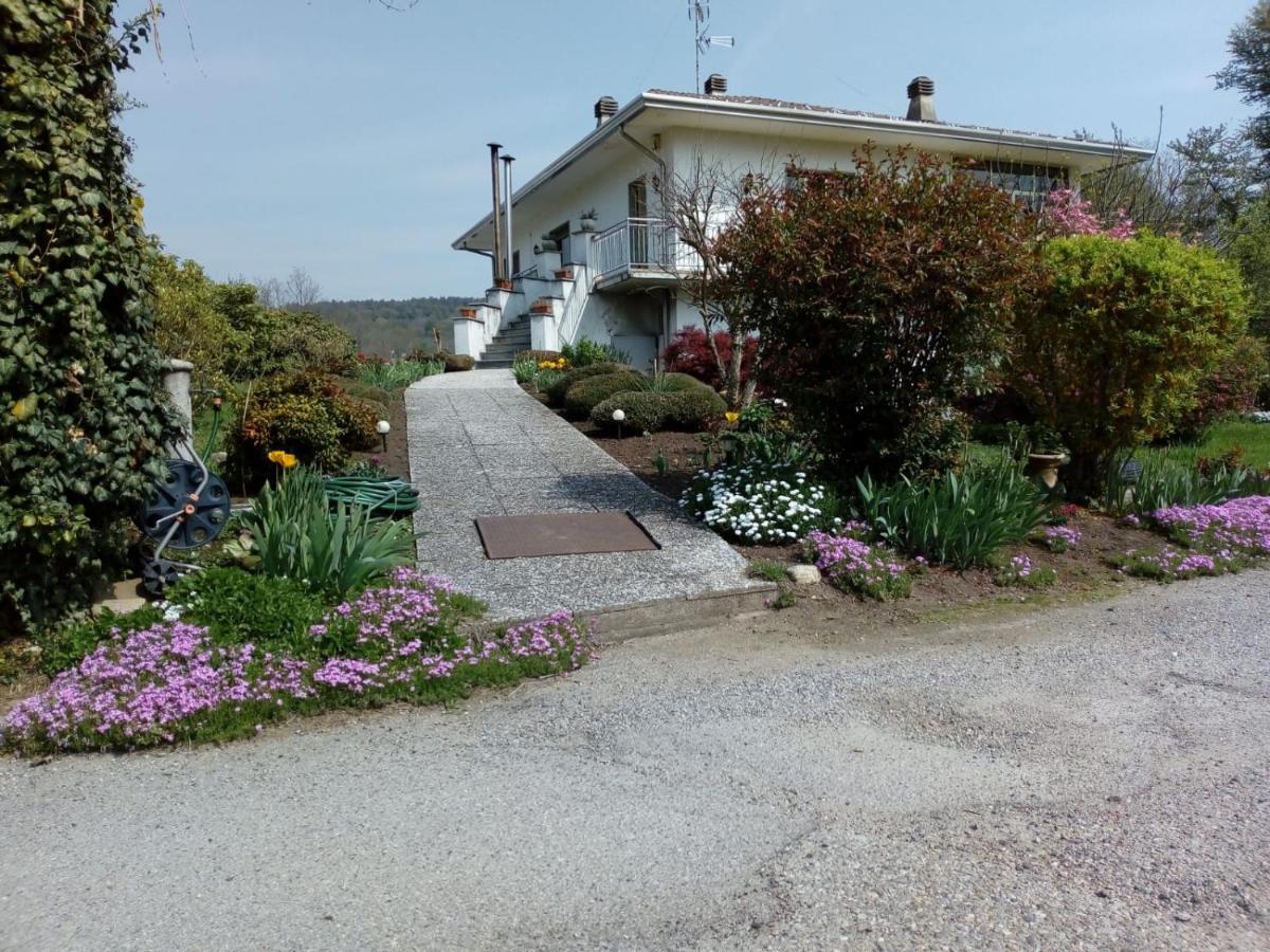 Da Terry Bed & Breakfast Vergiate Exterior photo